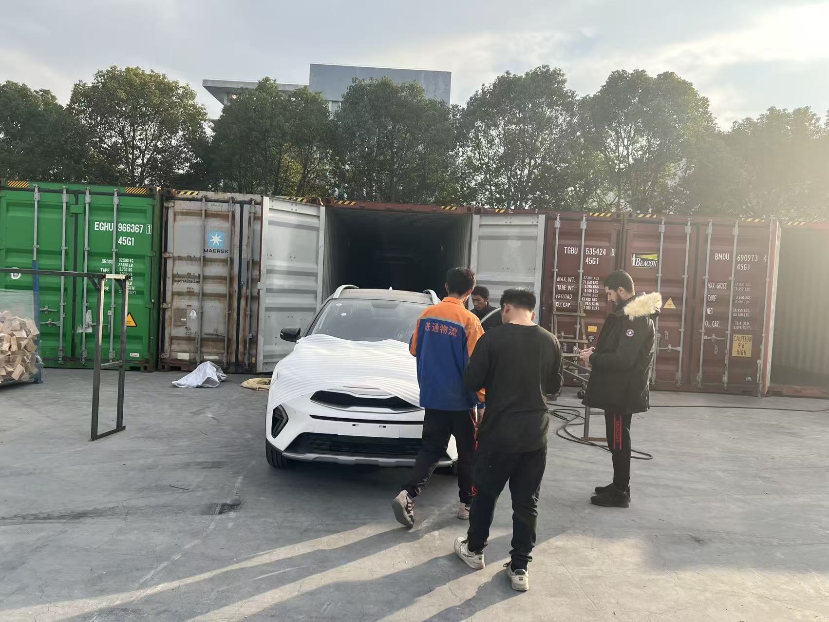Vehicle inspection before container loading